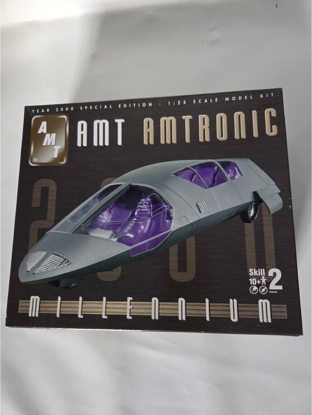 AMT Amtronic Millennium Model Kit 1:25 Scale Year 2000 Special Edition